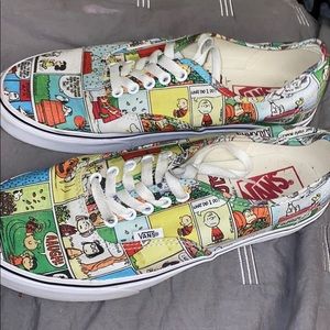 VANS SNOOPY MENS SIZE 9 SHOES